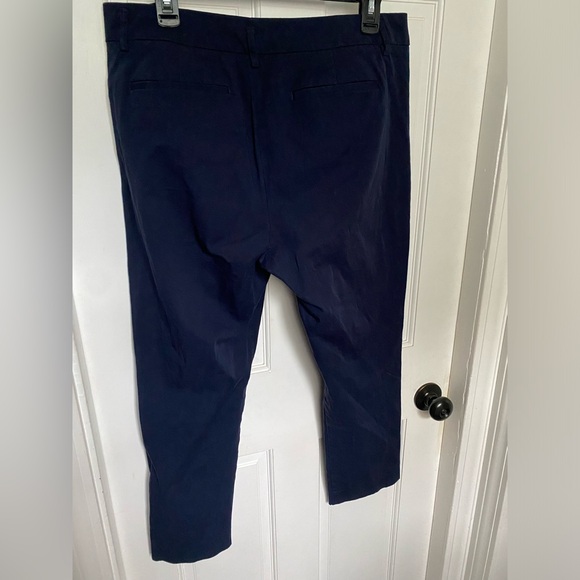 Worthington ankle length pants. Mid rise. Navy Blue - Picture 4 of 4